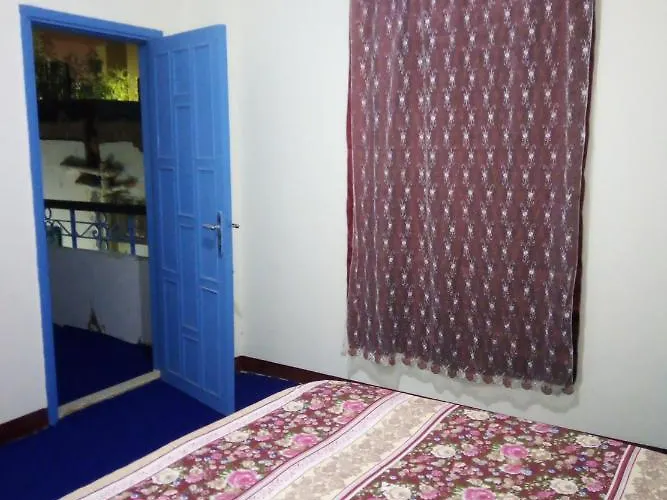 Hostel Hana Not For Egyptian *