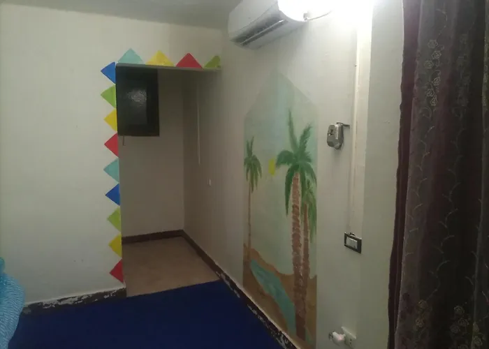 Hana Not For Egyptian Hostel Hurgada
